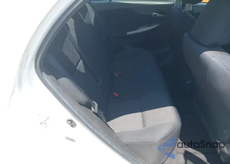 2010 Toyota Corolla S из США, поврежденный, VIN 2T1BU4EE0AC412693